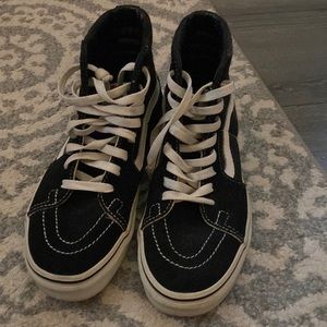 Hightop Black & White Vans